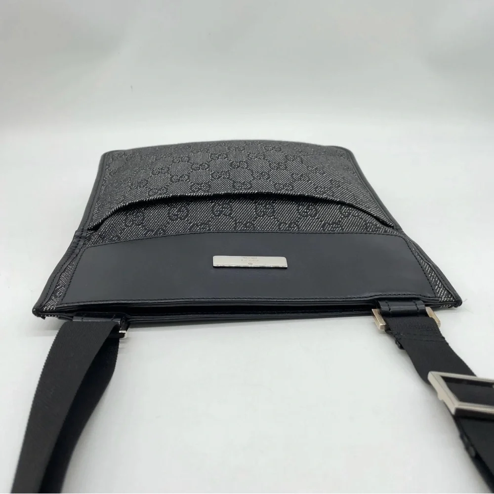 Auth Gucci GG Canavs x Leather Black  SV Sacoche Shoulder Bag